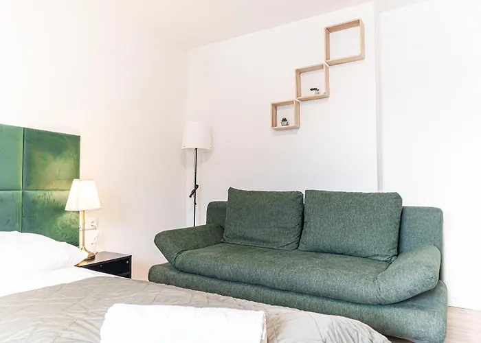 2 Bedroom Steps From U6 Am Schoepfwerk Apartman Bécs
